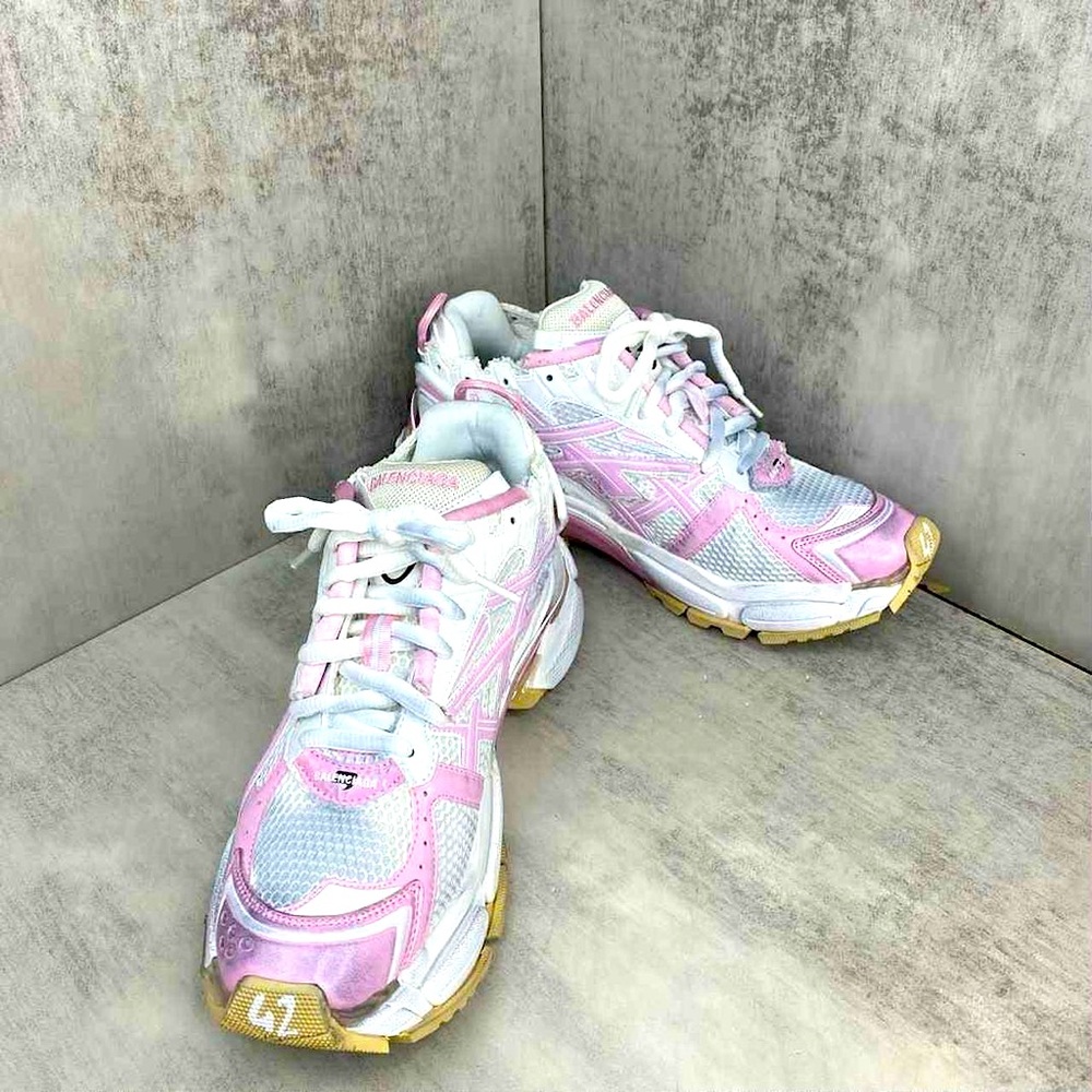 Balenciaga Wmns Runner Sneaker 'White Pink' sz 42🔥